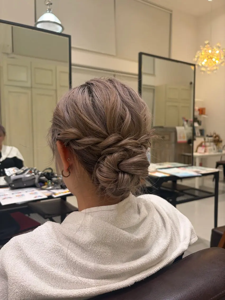ヘアアレンジ ヘアセット つむぎ/ヘアメ🩰 艶髪/グレージュのマツエク・マツパデザイン