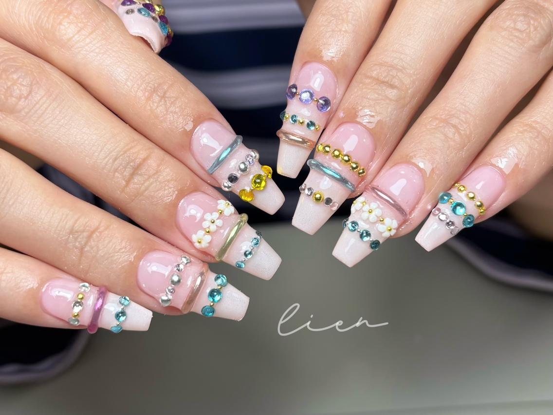 ネイル Lien🌸nana 【横浜店】のネイルデザイン