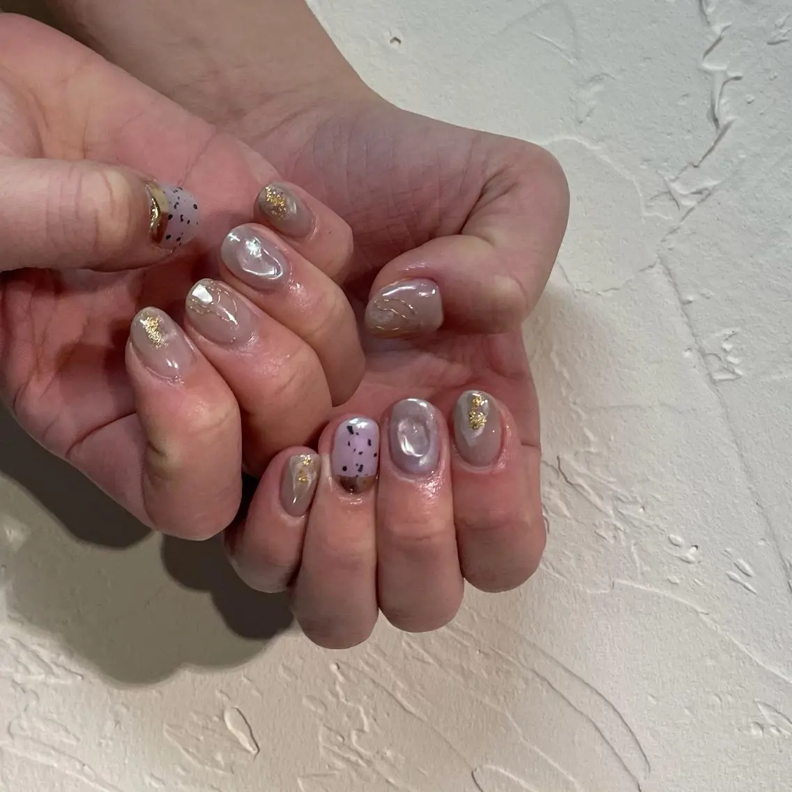 ネイル アートネイル ジェルネイル ラメ(グリッター) ニュアンスネイル ワンカラーネイル nailstudio eviz新宿店のネイルデザイン