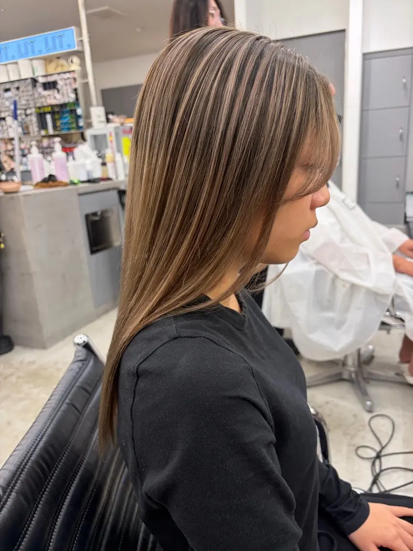ロング ヘアカラー ニュアンスカラー🫧 🎀森伶奈/髪質改善のヘアスタイル