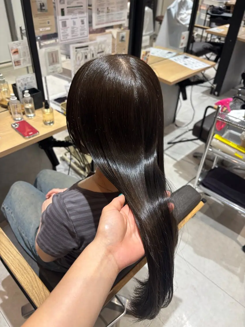 ロング カラー ベージュカラー オリーブベージュ カット ヘアカラー トリートメント konomi✧︎*。 ／暖色艶カラー🍒‎のヘアスタイル