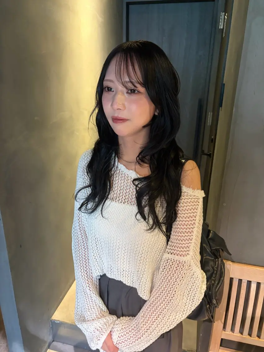 ロング カット ヘアカラー 山本 夏樹のヘアスタイル