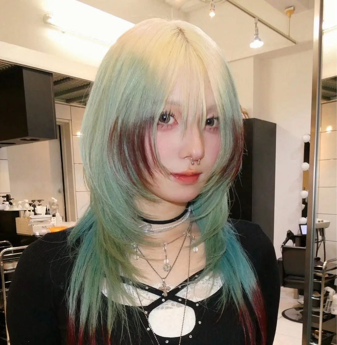 セミロング カラー ヘアカラー こだわりハイトーン/ ケアブリーチ/岸のヘアスタイル