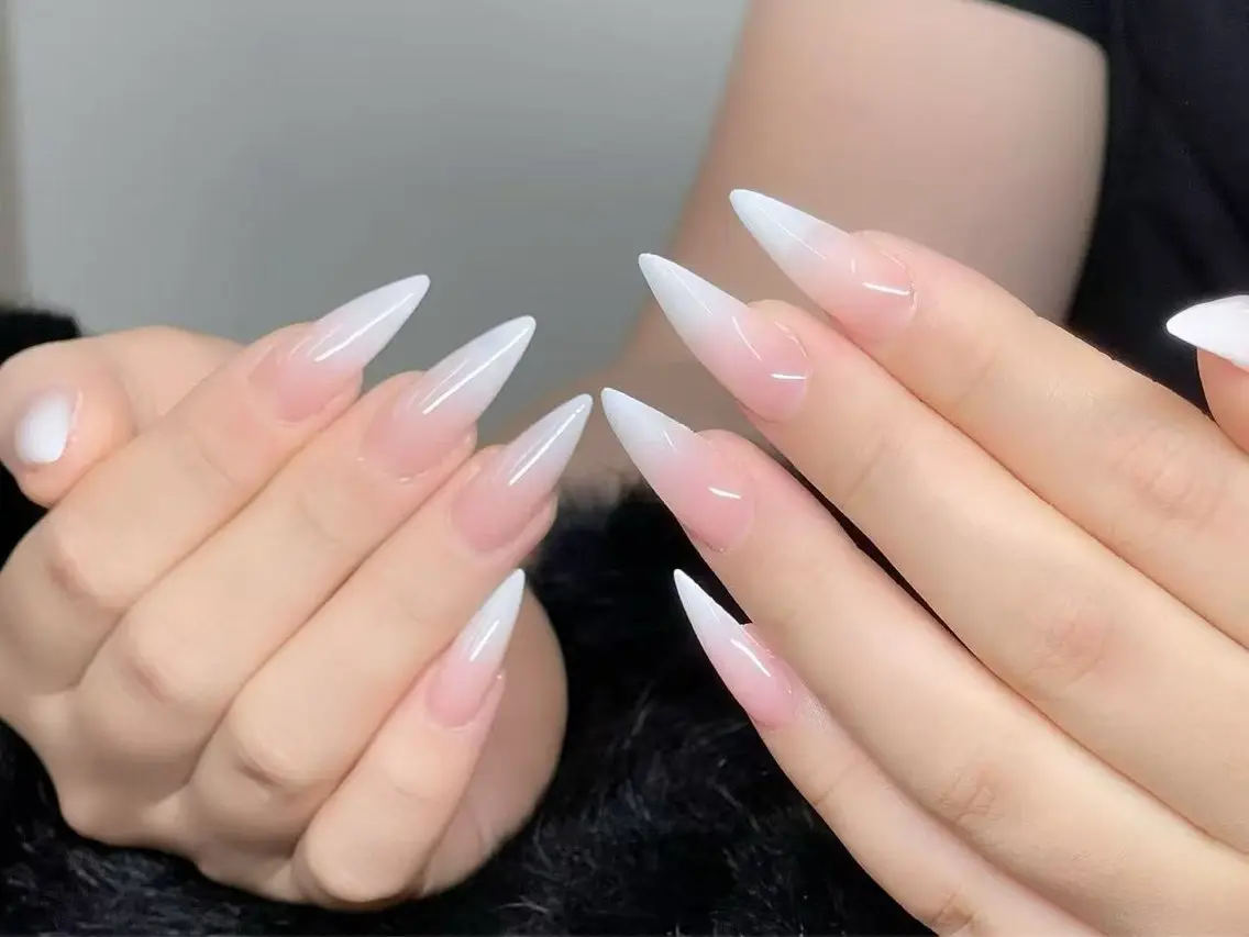 ネイル H3 NAIL エミのネイルデザイン