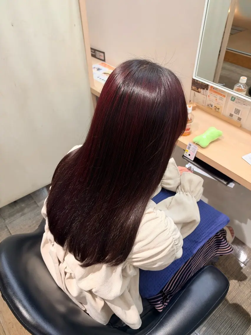 ロング カラー カット ヘアカラー トリートメント 謝花 卯依┆͓̽ モデル募集中🪽⋆꙳のヘアスタイル