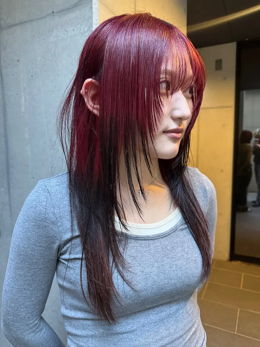 ロング カラー 顔まわりレイヤー ハッシュカット レイヤーカット ウルフカット カット ヘアカラー 似合わせウルフ/ レイヤー/山本祐輔のヘアスタイル