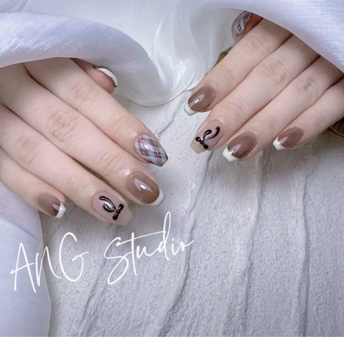 ネイル ハンドネイル ハンドケア ANG Studioのネイルデザイン