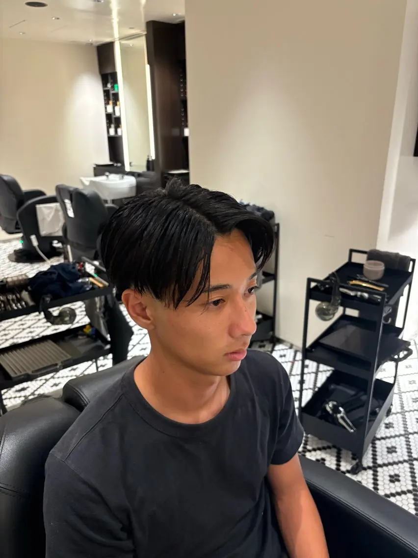 ミディアム yama ketaのヘアスタイル