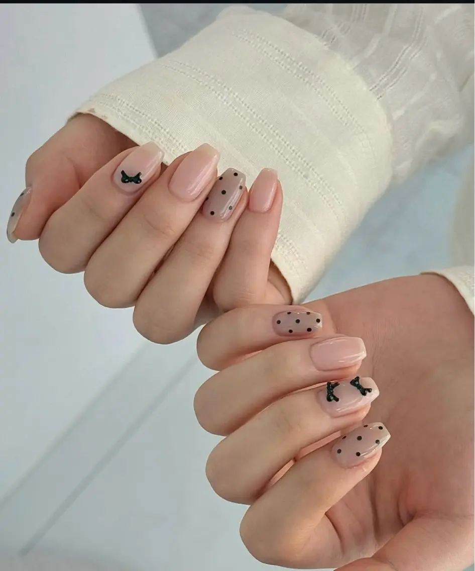 ネイル 持ち込み JISOO ANA.CHUOのネイルデザイン