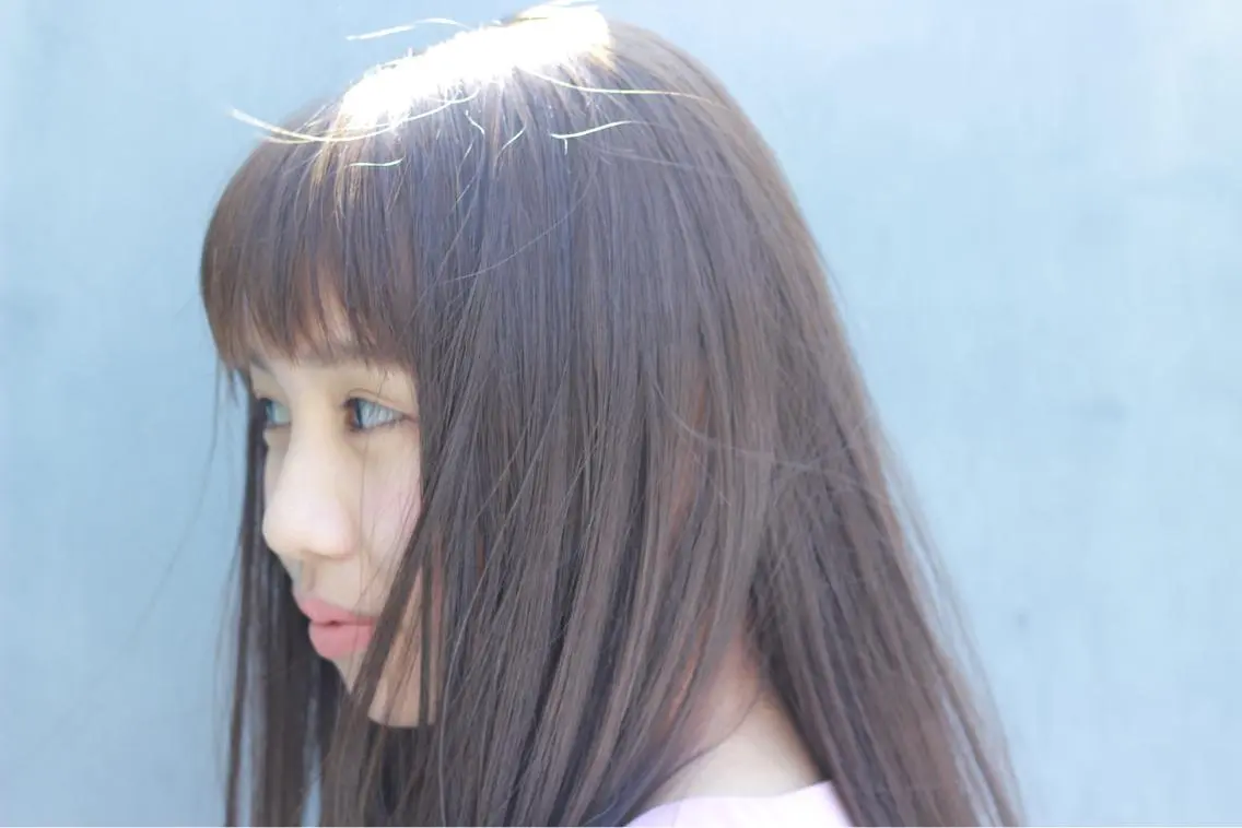 セミロング カラー オリーブ系カラー🫒 イノセントヘアのヘアスタイル