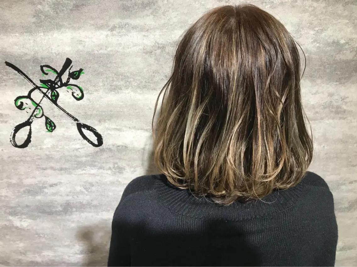 ショート カラー ベージュカラー グラデーションカラー Blanco Color&Careのヘアスタイル