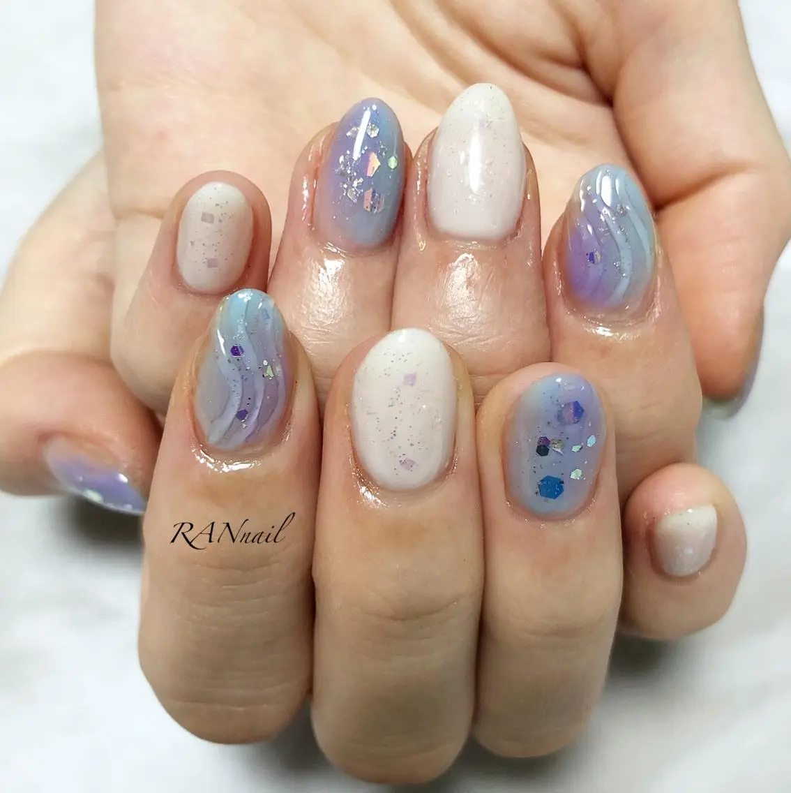 ネイル オーロラネイル フットネイル 氷ネイル・うるうるネイル キラキラネイル オフィスネイル ハンドネイル フットネイル RAN nailのネイルデザイン
