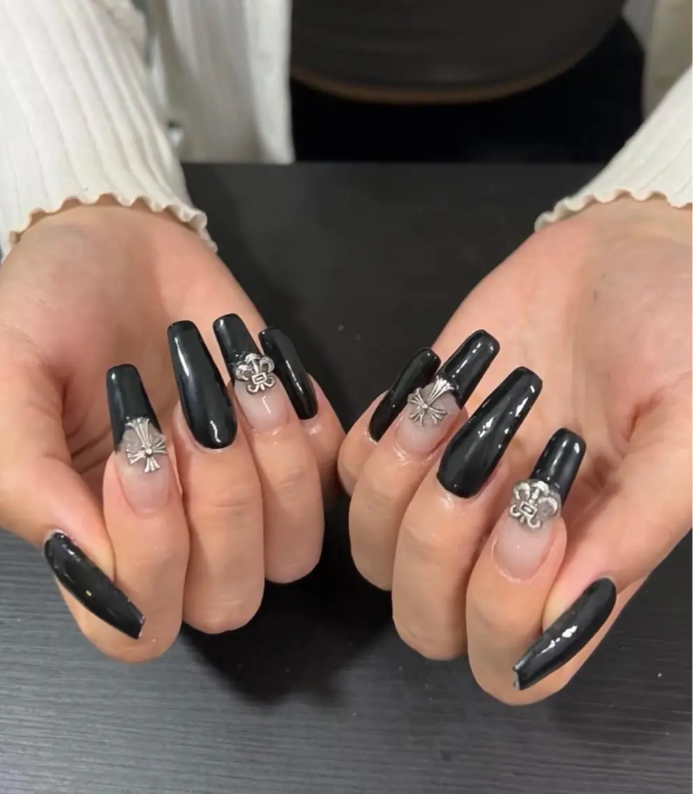 ネイル ハンドネイル 🍑 momo_nailのネイルデザイン