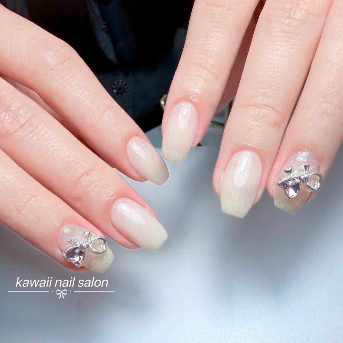 ネイル アニマル柄 長さ出し フレンチネイル グラデーション キラキラネイル Kawaii Nail Salonのネイルデザイン