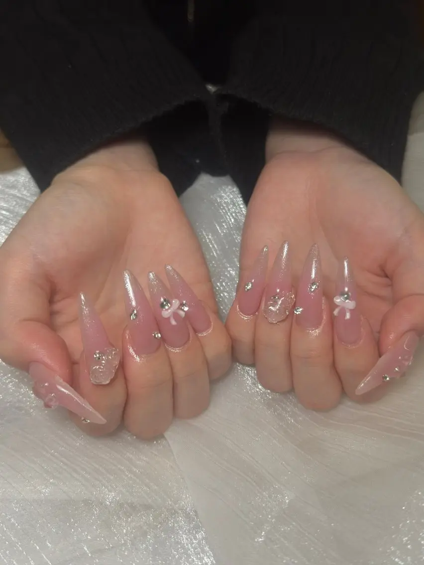 ネイル ハンドネイル ユリ🎀長さだし/ パラジェル/持ち込みのネイルデザイン