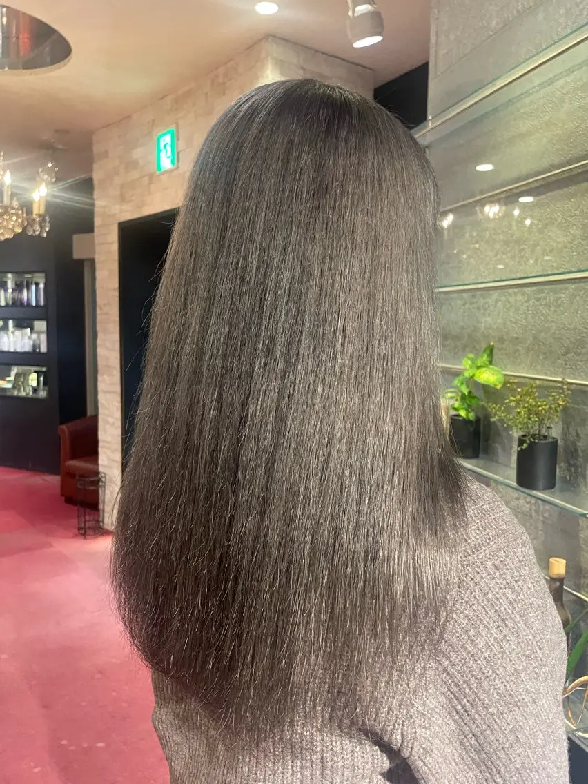 カラー 松葉 小春のヘアスタイル