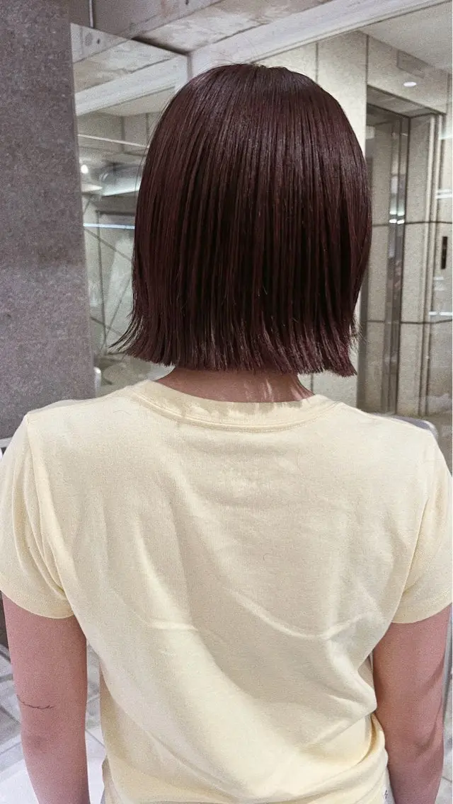 ミディアム ホリグチ ルナのヘアスタイル