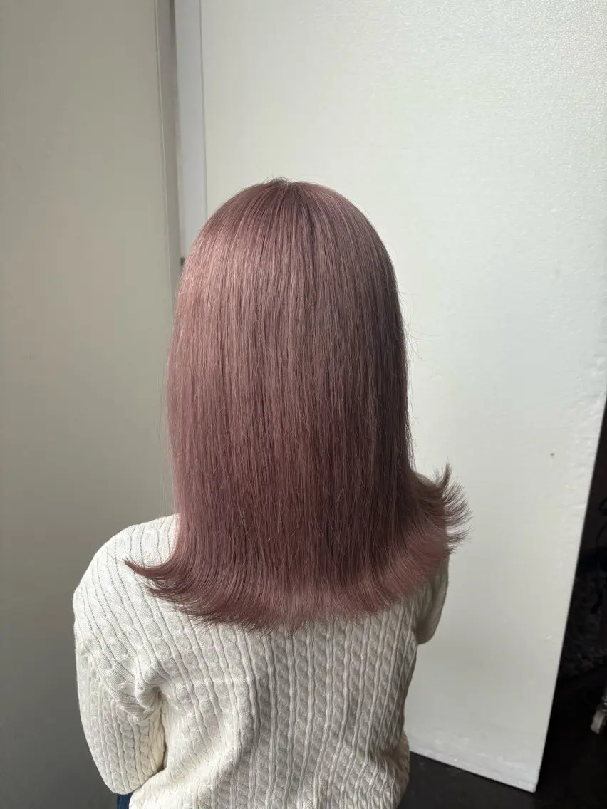 ミディアム カラー ベージュカラー ミルクティーベージュ ピンクカラー ヘアカラー SARAJU仁川 _aya🌼のヘアスタイル