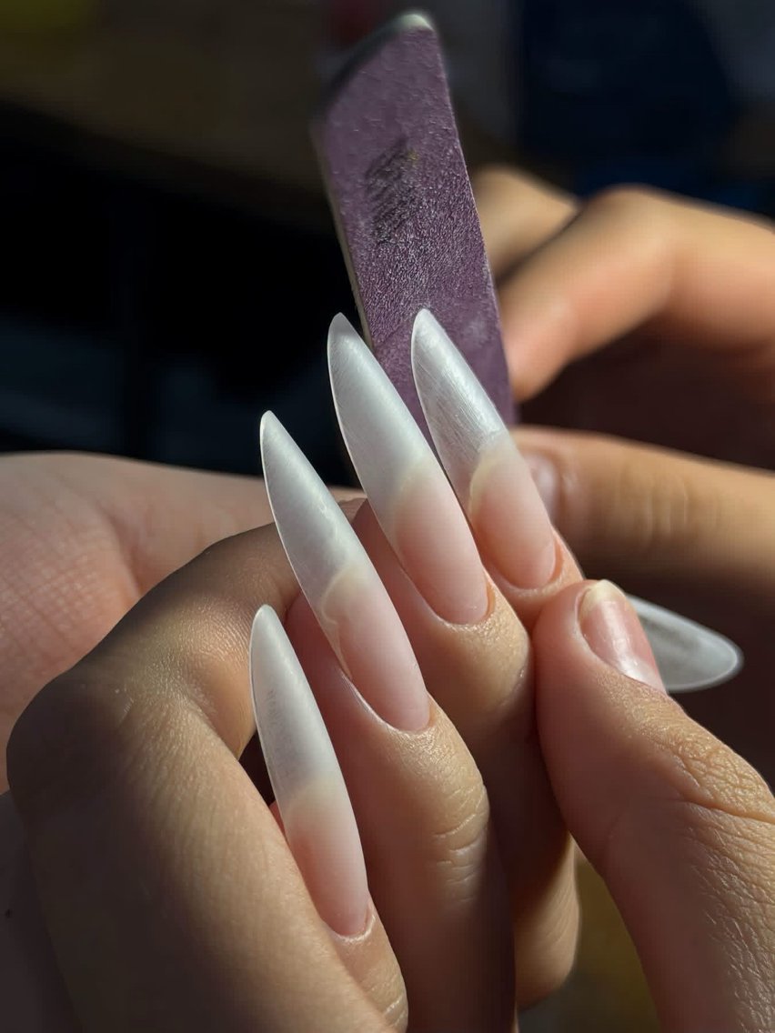 ネイル ハンドネイル NiJi Nailsのネイルデザイン