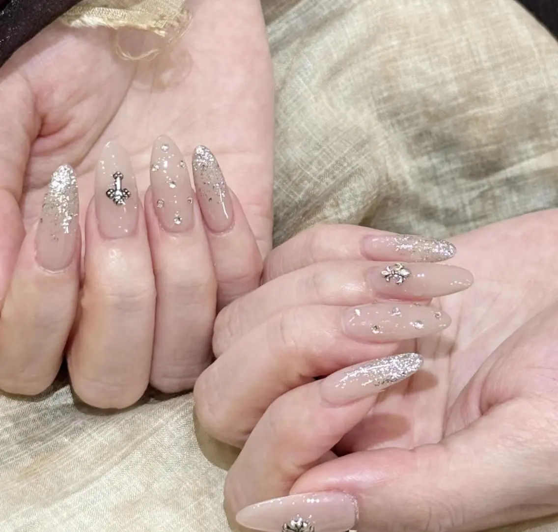 ネイル ハンドネイル 🎀 NaNa_nailのネイルデザイン