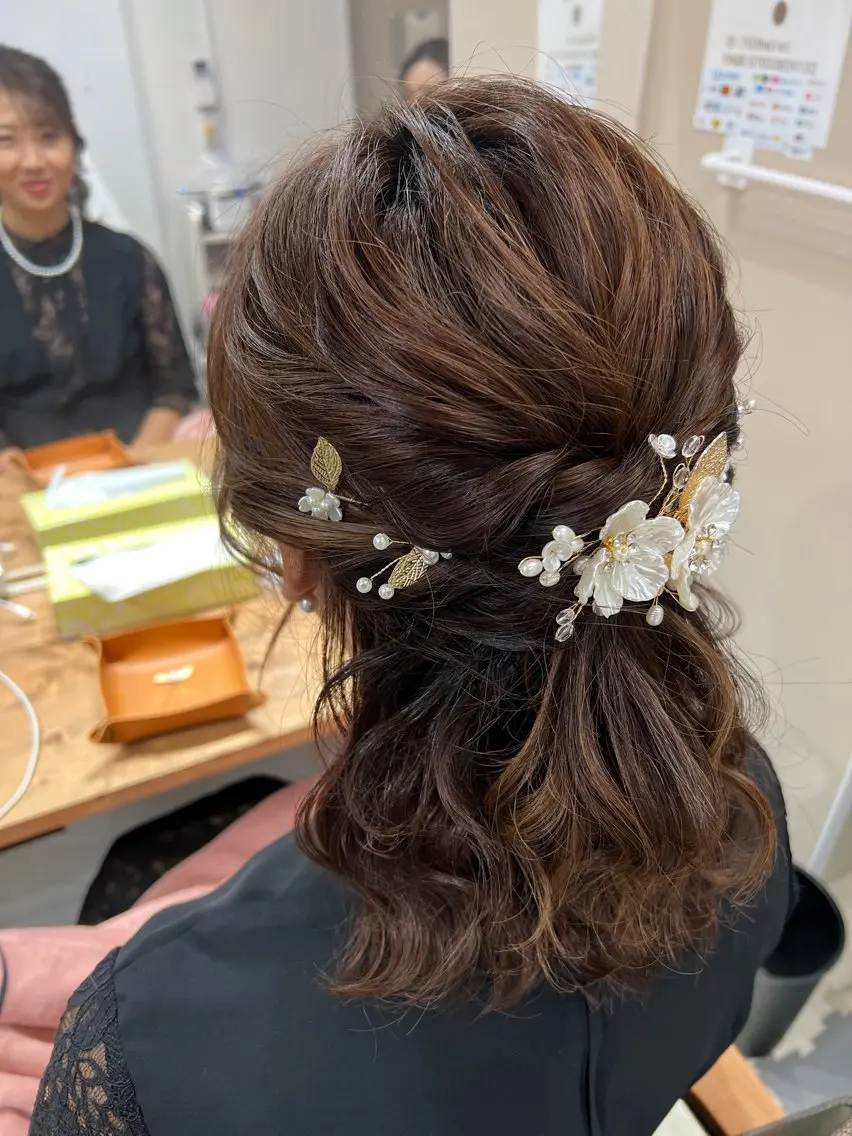 ミディアム ヘアアレンジ ハーフアップ 山室 敬義のヘアスタイル