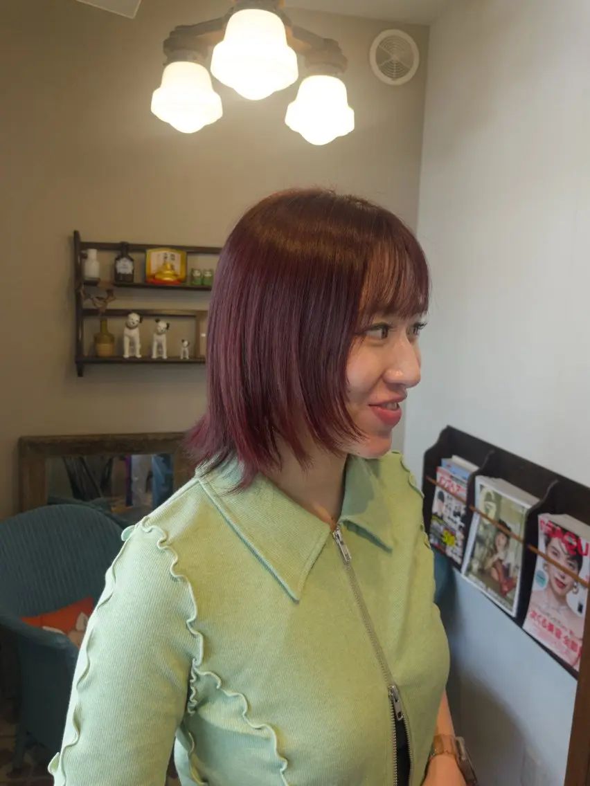 ミディアム カット 甲斐 真桜のヘアスタイル