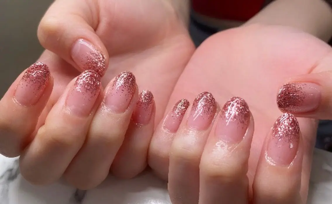 ネイル reina ⟡.·*.のネイルデザイン