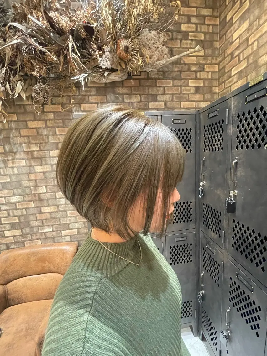 ショート カラー ✨ハイトーン✨ダブル カラー✨シバサキのヘアスタイル