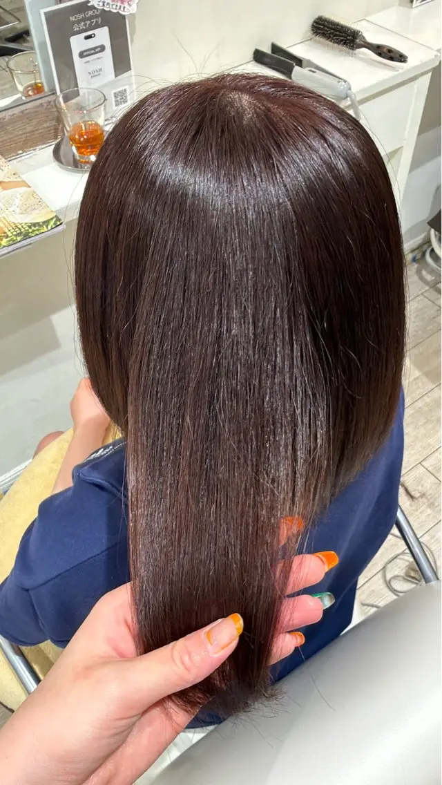 カラー NICCOLO室見 KOTOのヘアスタイル