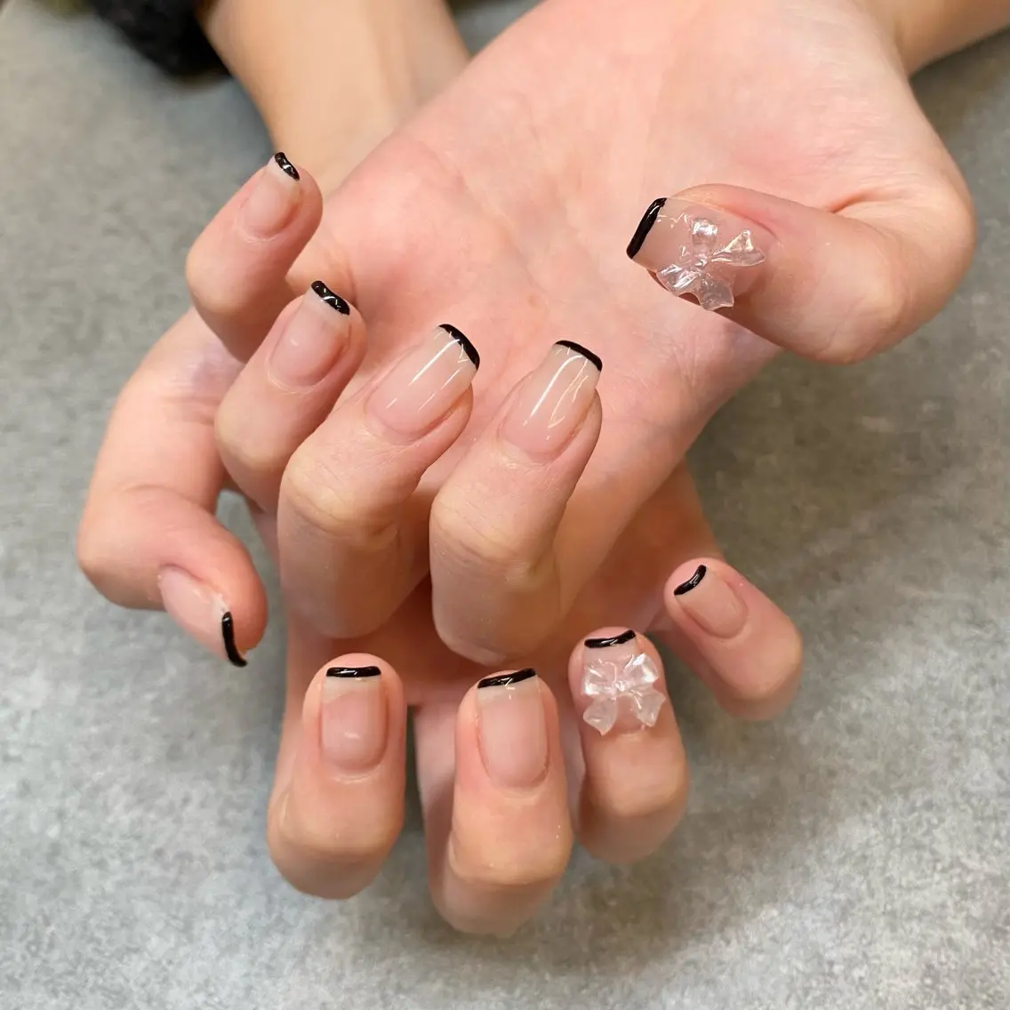 ネイル リボン シンプルネイル ハンドネイル nail salon muuのネイルデザイン