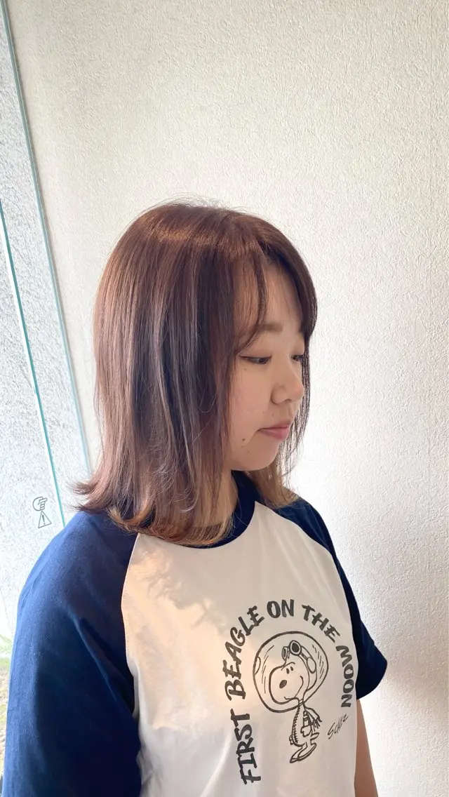 ミディアム カット ヘアカラー トリートメント 酸性ストレート/ブリ ーチなしWカラー河本のヘアスタイル