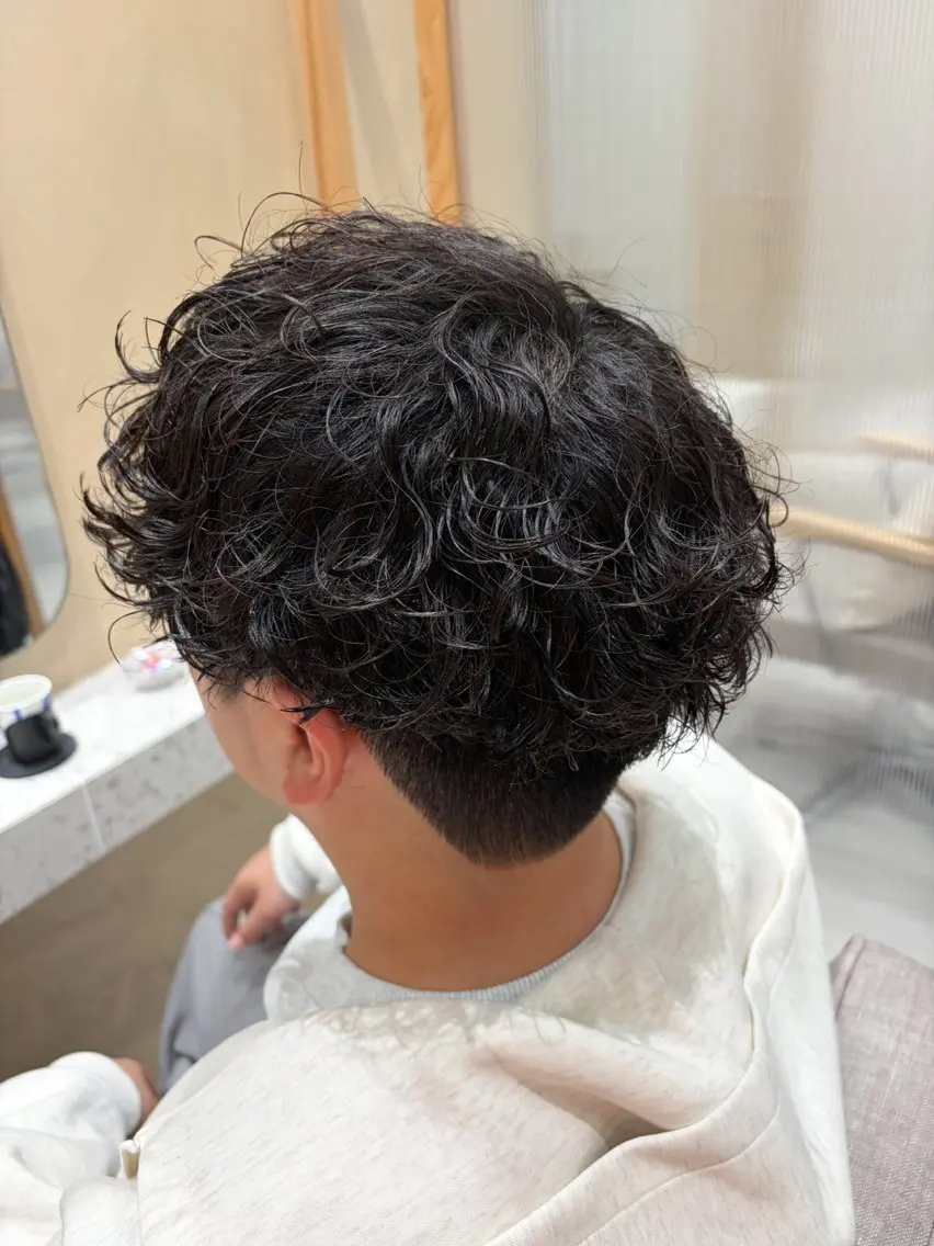 パーマ メンズ メンズパーマ 波巻きパーマ カット パーマ トリートメント 🫧艶髪ボブ🫧 チカのヘアスタイル