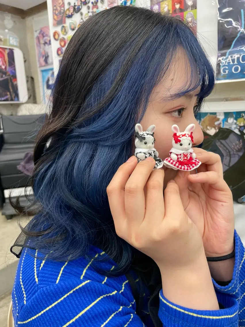 ロング カラー ヘアカラー トリートメント インナーカラー 推し ブリーチ  髪質改善のヘアスタイル