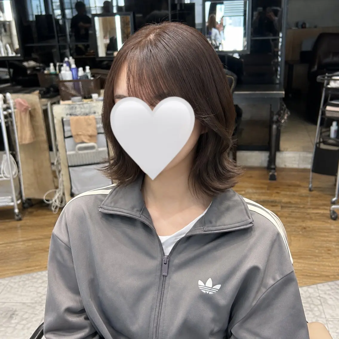 ミディアム ボブレイヤー ボブ レイヤーカット レイヤーカット /アレンジ和田茉日琉のヘアスタイル