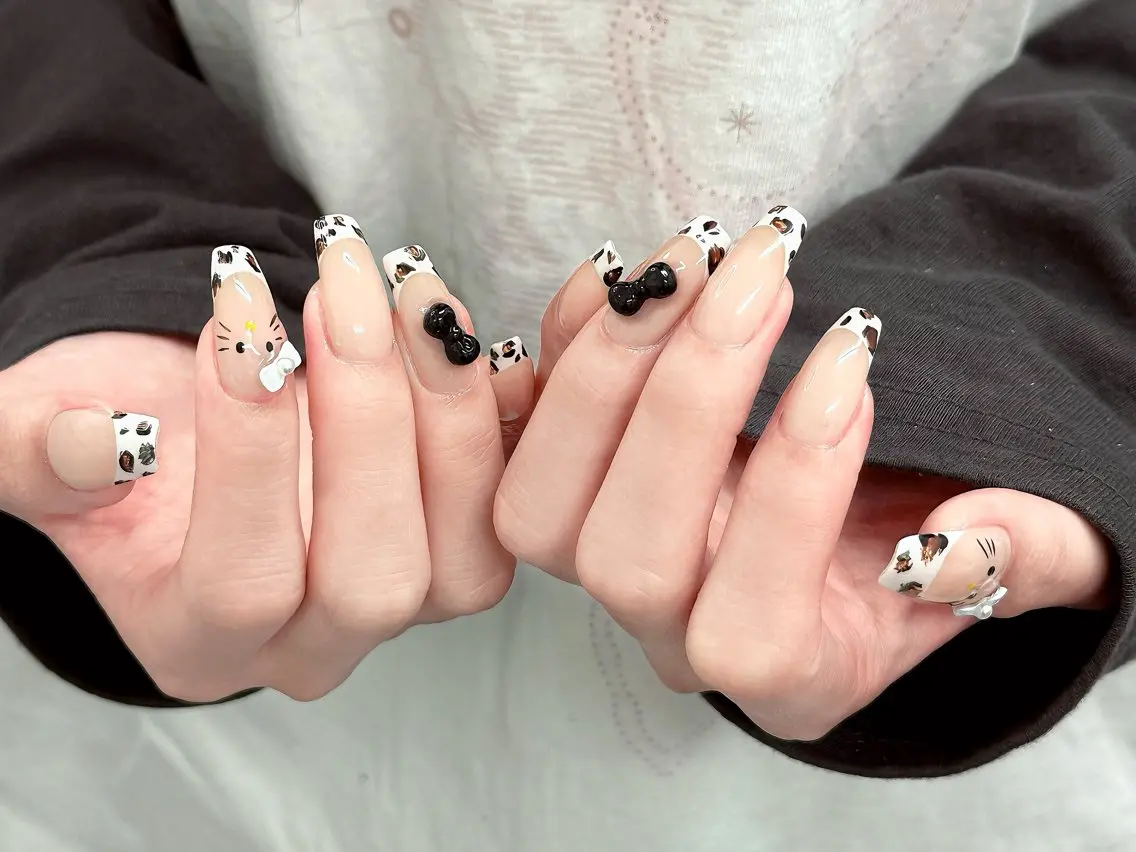 ネイル アートネイル オーロラネイル チークネイル 長さ出し フットネイル ハンドネイル Blossom nail_研修のネイルデザイン
