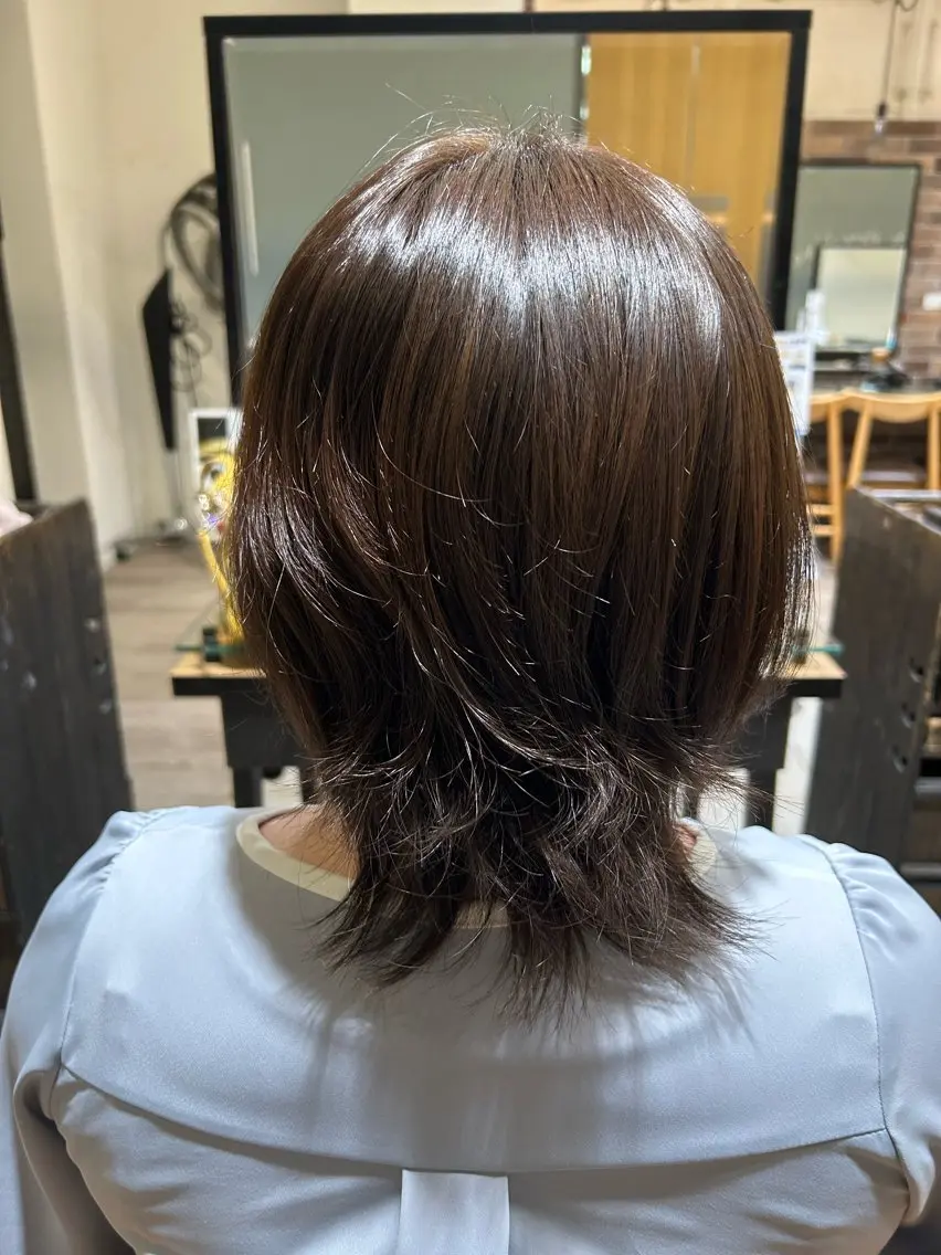 カラー 冨森 瑠海のヘアスタイル