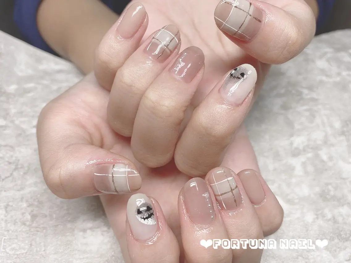 ネイル Nail •Head スパFortunaのネイルデザイン