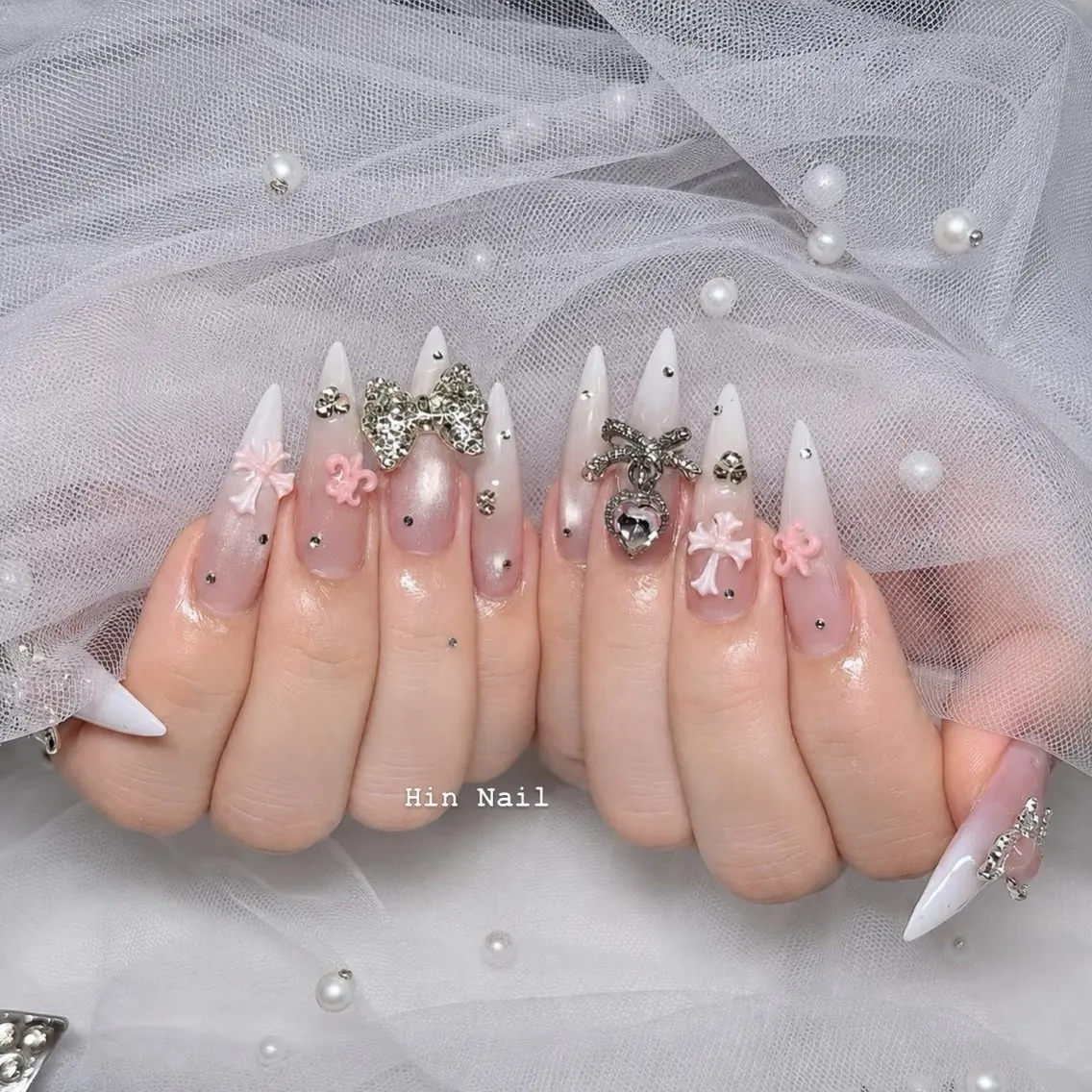 ネイル ハンドネイル HIN NAILのネイルデザイン