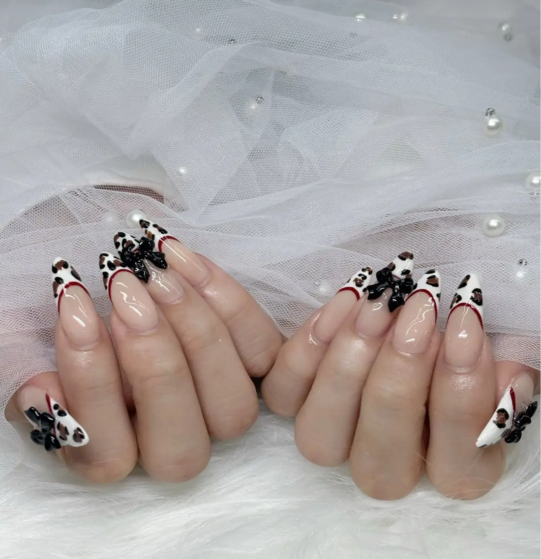 ネイル 韓国ネイル マグネットネイル 持ち込み ハンドネイル Mimi Nail_Royalのネイルデザイン