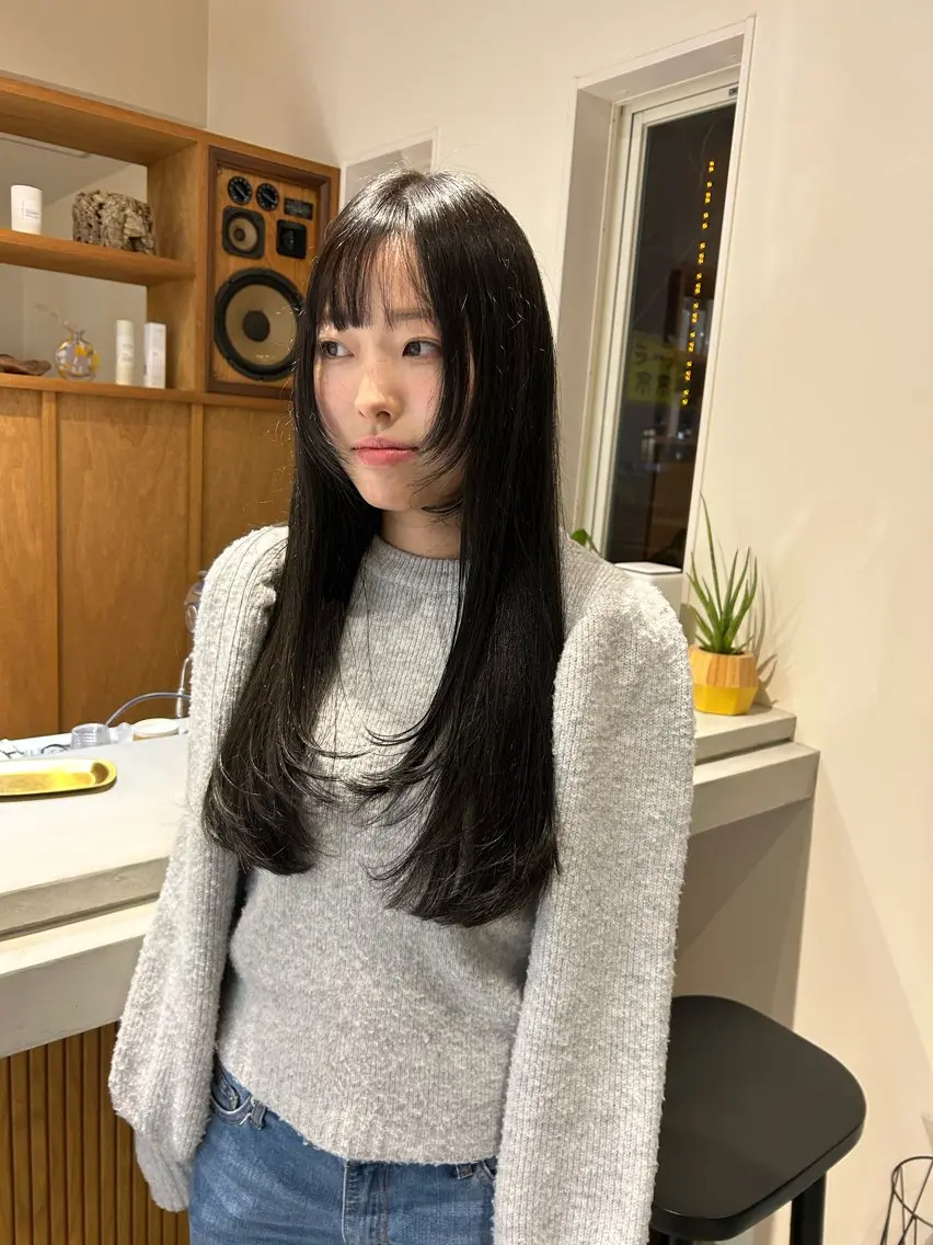 ロング ロングレイヤー レイヤーカット ロング 藤田 果穂のヘアスタイル
