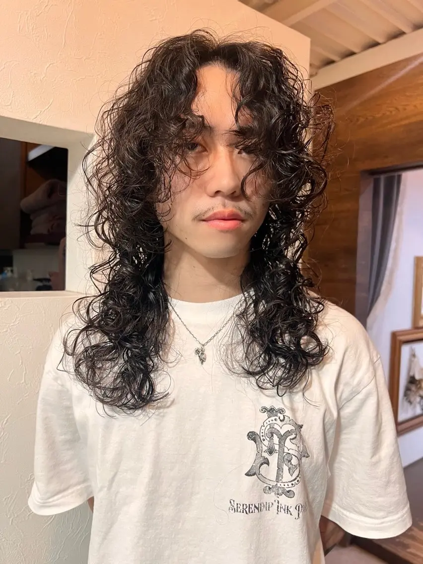 ロング パーマ Iris./ kawai nanaのヘアスタイル