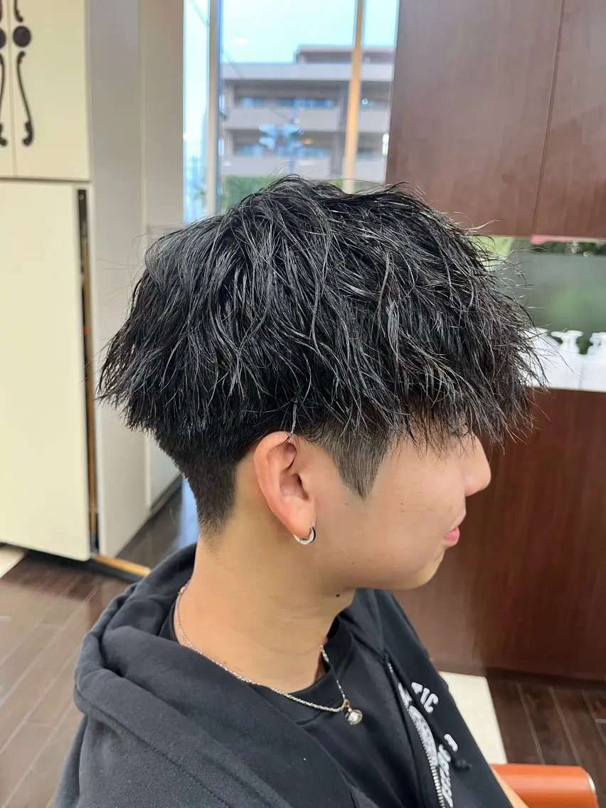 ショート パーマ メンズ メンズパーマ ツイストスパイラルパーマ スパイラルパーマ 🧊メンズ特化🧊 高木航希のヘアスタイル