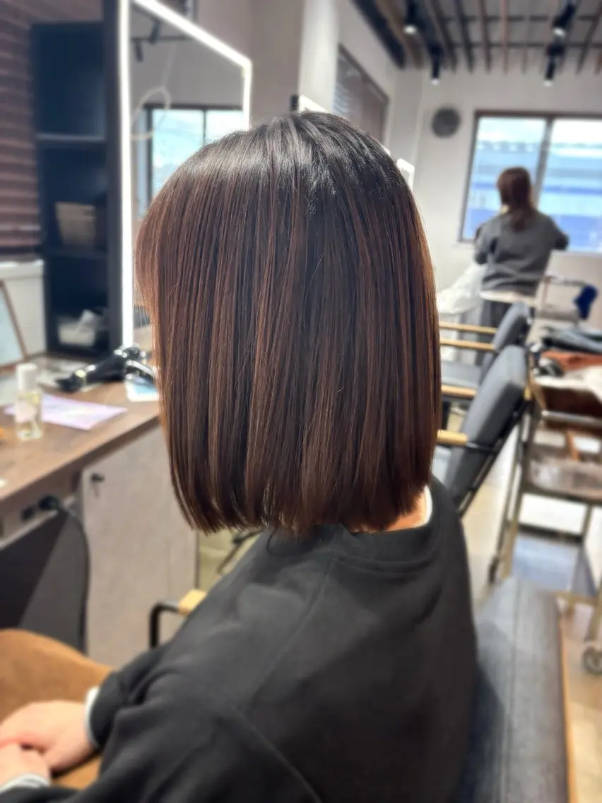 ミディアム ボブ カット 滝口 詩音のヘアスタイル