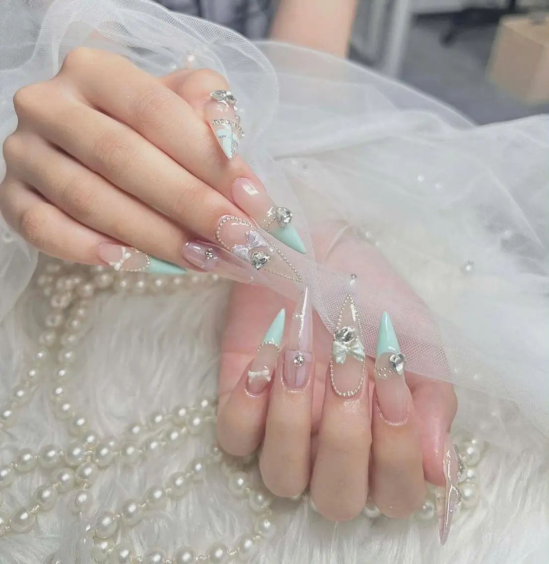 ネイル フレンチネイル ジェルネイル ハロウィン 韓国ネイル マグネットネイル ハンドネイル H.baby Nail Salonのネイルデザイン