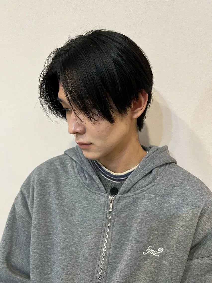 カラー メンズ センターパート メンズハイライト メンズ韓国風 メンズパーマ 刈り上げ 美髪コンシェルジュ✨ kyousukeのヘアスタイル