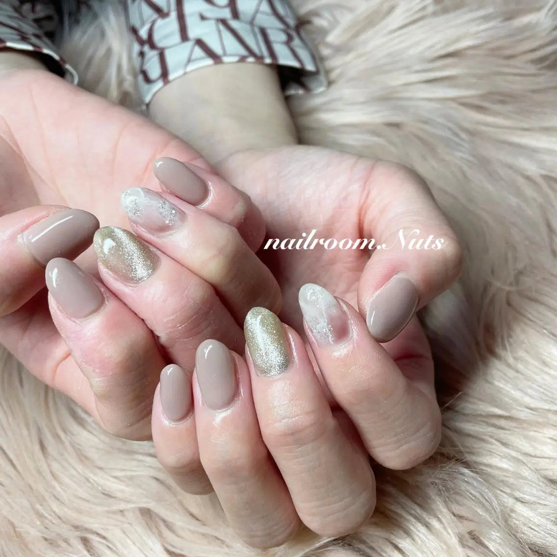 ネイル マグネットネイル ハンドネイル nailsalon Nutsのネイルデザイン