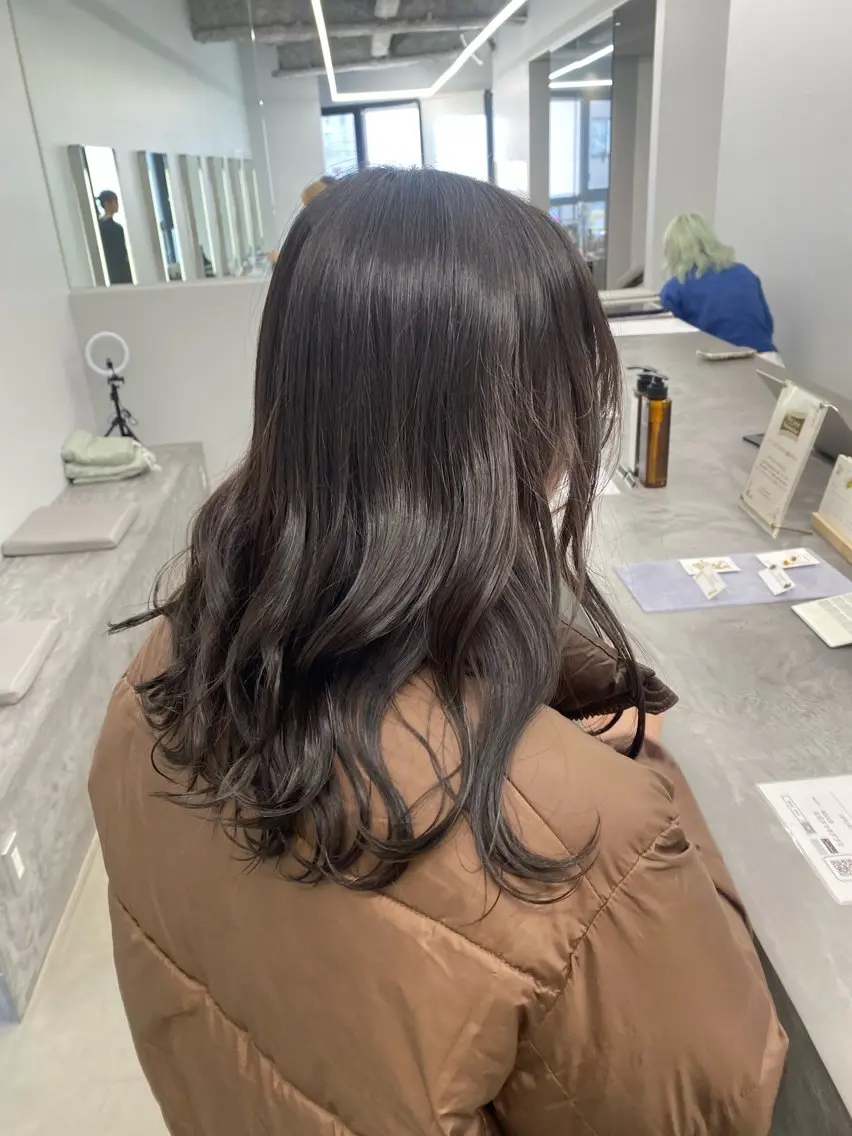 ミディアム ヘアカラー ジャスミン /ROCCO 3rdのヘアスタイル