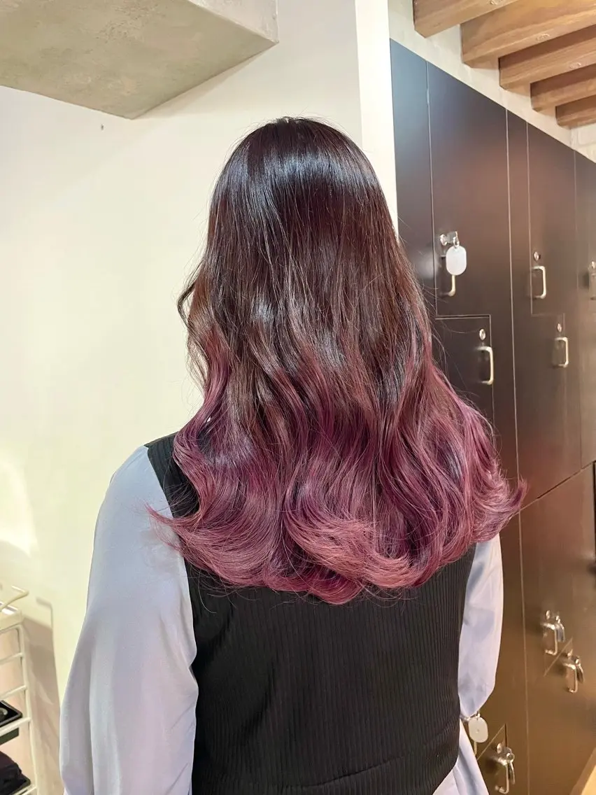 セミロング ヘアカラー 横山 奈央のヘアスタイル