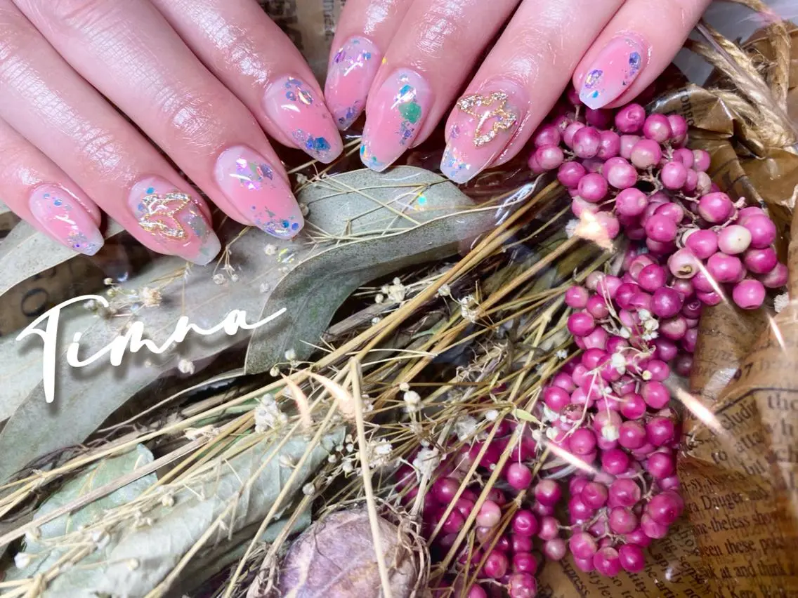 セミロング ハンドネイル NAILSALON 🍔Timna🍟のネイルデザイン