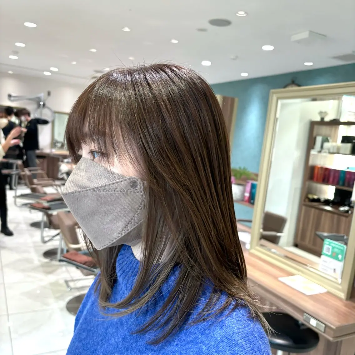 ミディアム ヘアカラー ハイトーンカラー🤍 やない せいらのヘアスタイル